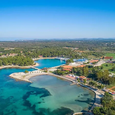 Дом отдыха Stunning In With House Sea View Kastel